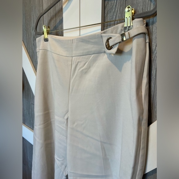 Chico's Pants - 010. Chico’s Cream Petite Cropped Dress Pants 2.5